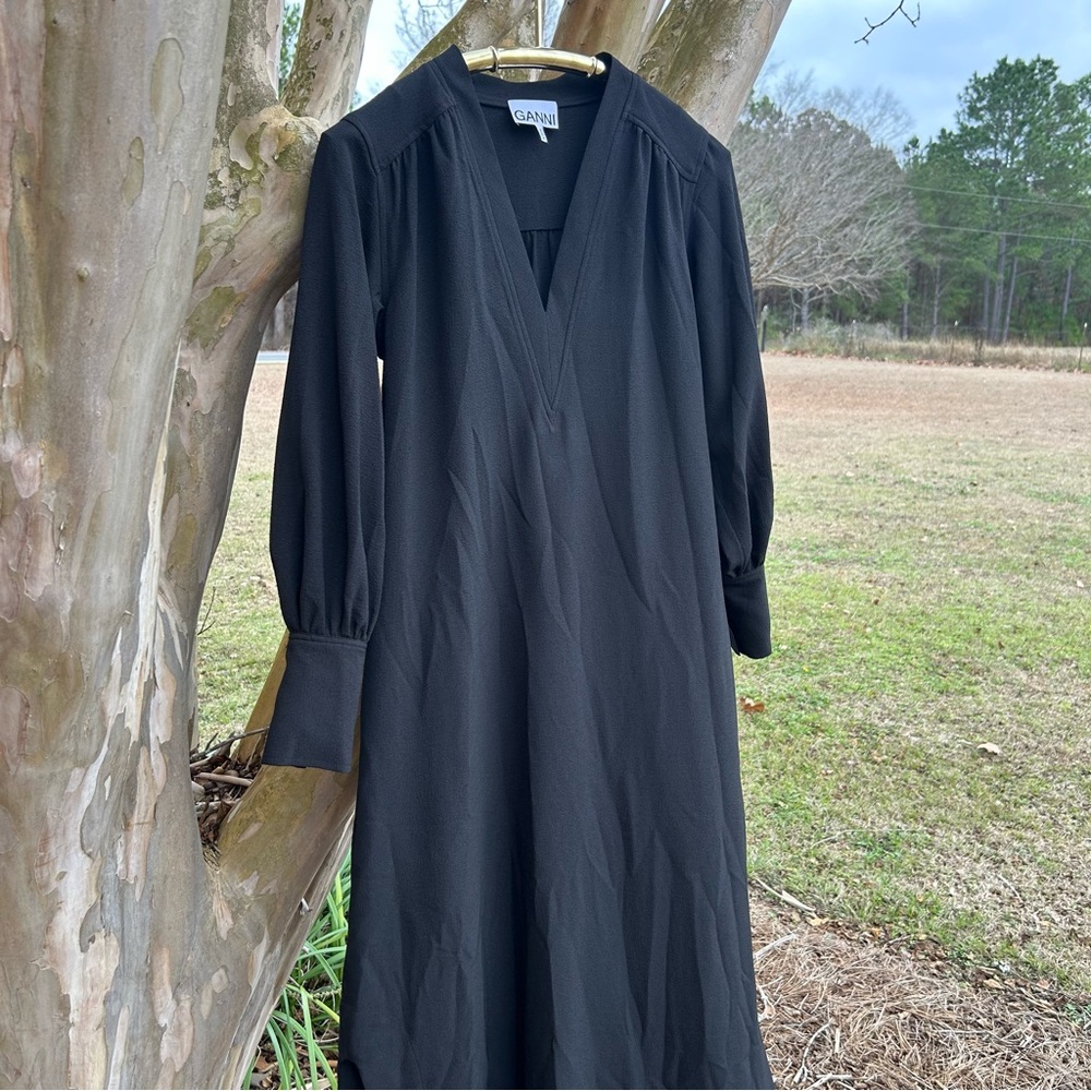 Ganni balloon sleeve crepe midi dress. - Picture 3 of 16